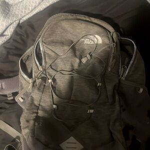 North face backpack in good condition color gray
